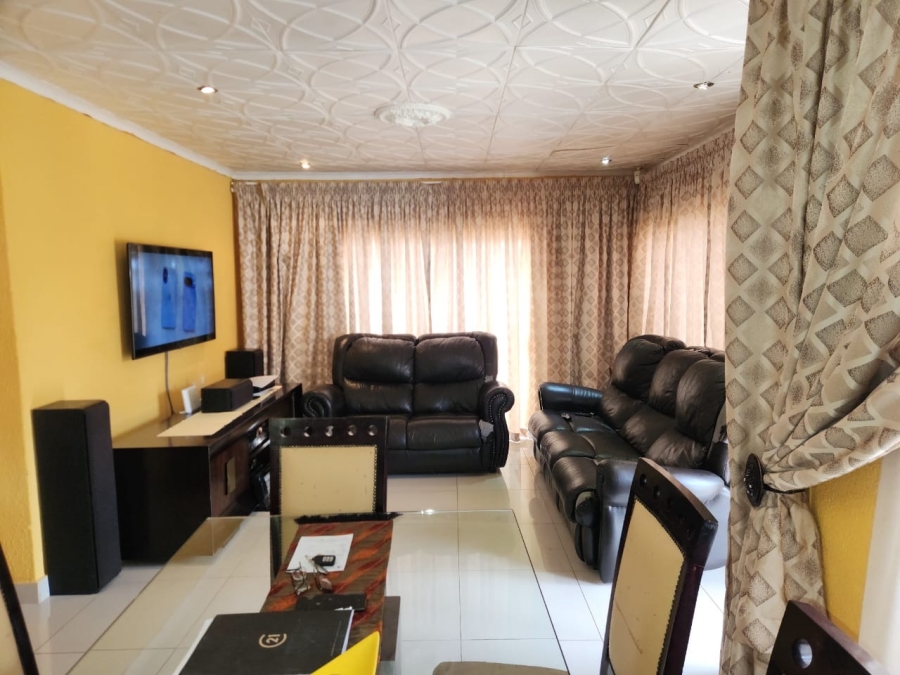 3 Bedroom Property for Sale in Tlhabane West North West